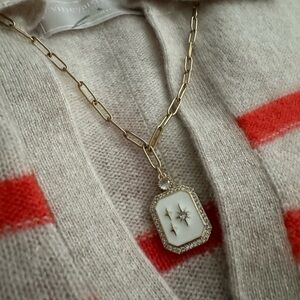 Paperclip chain necklace with pendant